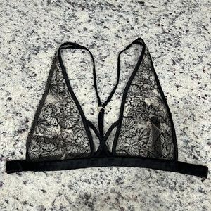 Victoria’s Secret unlined lace bralette